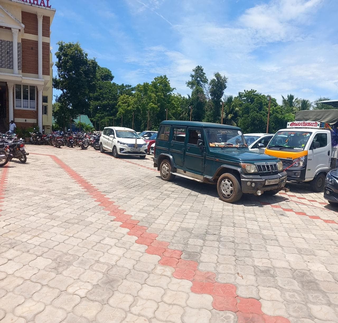 Car parking at S.S Mahal