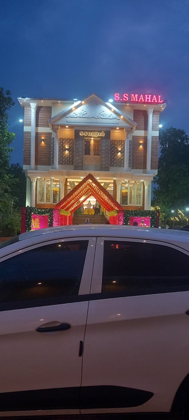 Night facade from the car park at S.S Mahal