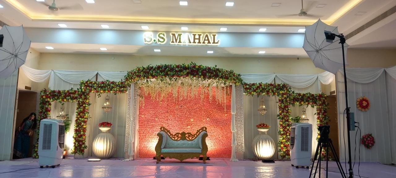 Blush-pink floral stage