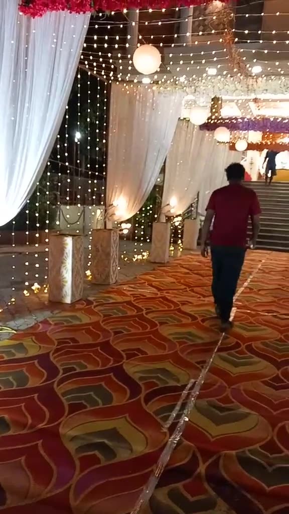 Video walk-through of the decorated night entrance