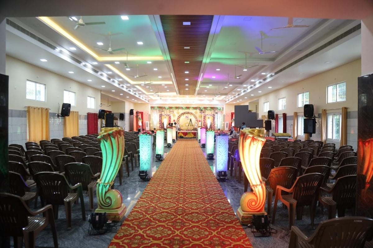 Banquet hall